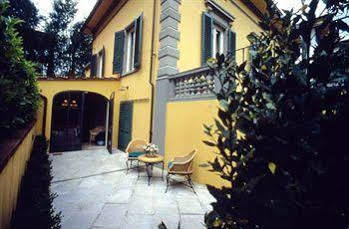 Villa Le Magnolie Монтекатини Терме Екстериор снимка